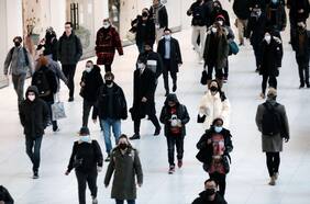 Dos millones de muertes en un solo año podría causar el levantamiento de las restricciones en las “Zonas Cero Covid” según estudio chino