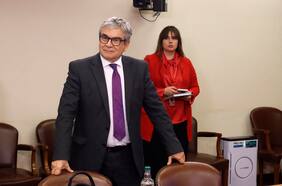 La mirada de Marcel a la idea de crear un sistema de invariabilidad tributaria para grandes inversiones de Evelyn Matthei