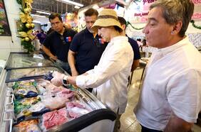 Autoridades fiscalizan venta de pescados y maricos ante calor extremo en la capital