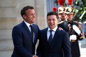 Zelensky informa a presidente francés Macron sobre primeros éxitos de contraofensiva ucraniana