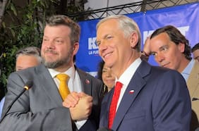 Kaiser defiende que Kast “no es malo debatiendo” y afirma que tiene “una pequeña desventaja de género” frente a Jara