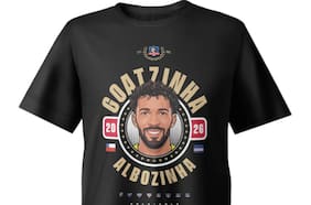 “Colección con exceso de aura”: Colo Colo sorprende y lanza línea de camisetas con la imagen de Vozinha