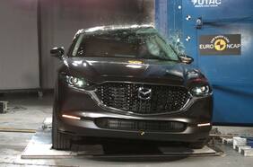 El Opel Corsa y los SUV Ford Explorer, Mazda CX-30 y Mercedes-Benz GLB al pizarrón