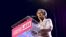 La pesada mochila del PC, el gobierno y el sueldo vital