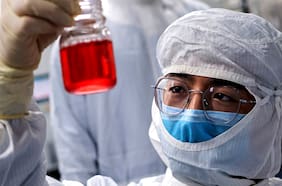 La vacuna china que se probará en Chile: cómo se hace un ensayo de este tipo