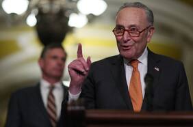 Líder de mayoría demócrata del Senado de EEUU pide aprobar convenio fiscal con Chile para facilitar adquisición de litio