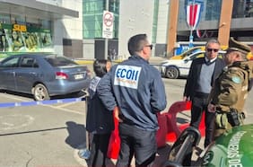 Guardia de seguridad recibe dos disparos en mall de Talca tras intentar impedir asalto en sucursal bancaria