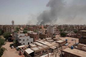 Exagregado de negocios de EE.UU. en Jartum: “A ninguno de los grupos armados le interesa una transición democrática de verdad en Sudán”