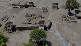 Autoridades de Nepal elevan a 469 los fallecidos tras las inundaciones en el norte del país
