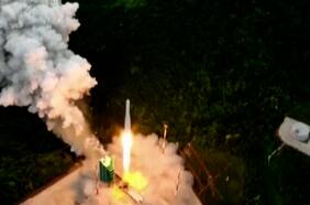Corea del Sur completa el lanzamiento de su cohete Nuri para poner ocho satélites en órbita