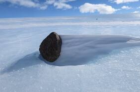 Meteoritos en la Antártica: ¿Qué nos cuentan estas rocas extraterrestres sobre el universo?