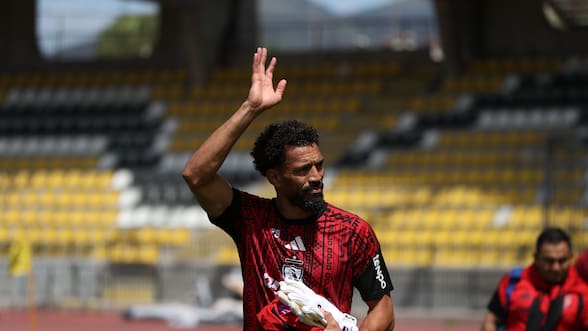 El ‘gallito’ de Fernando Ortiz que complica la permanencia de Vozinha en Colo Colo