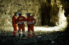 División Gabriela Mistral de Codelco sella acuerdo con sindicato de Profesionales y Analistas: recibirán bonos por más de $ 4 millones