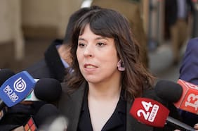 Presidenta del FA apunta a función de voceros de Jara tras desmarques por dichos sobre “intentona golpista” de Machado