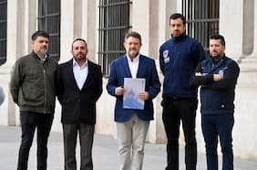 Orrego y grupo de alcaldes solicitan a Kast retomar obras del tramo Lo Errázuriz-Alameda del tren Santiago-Melipilla
