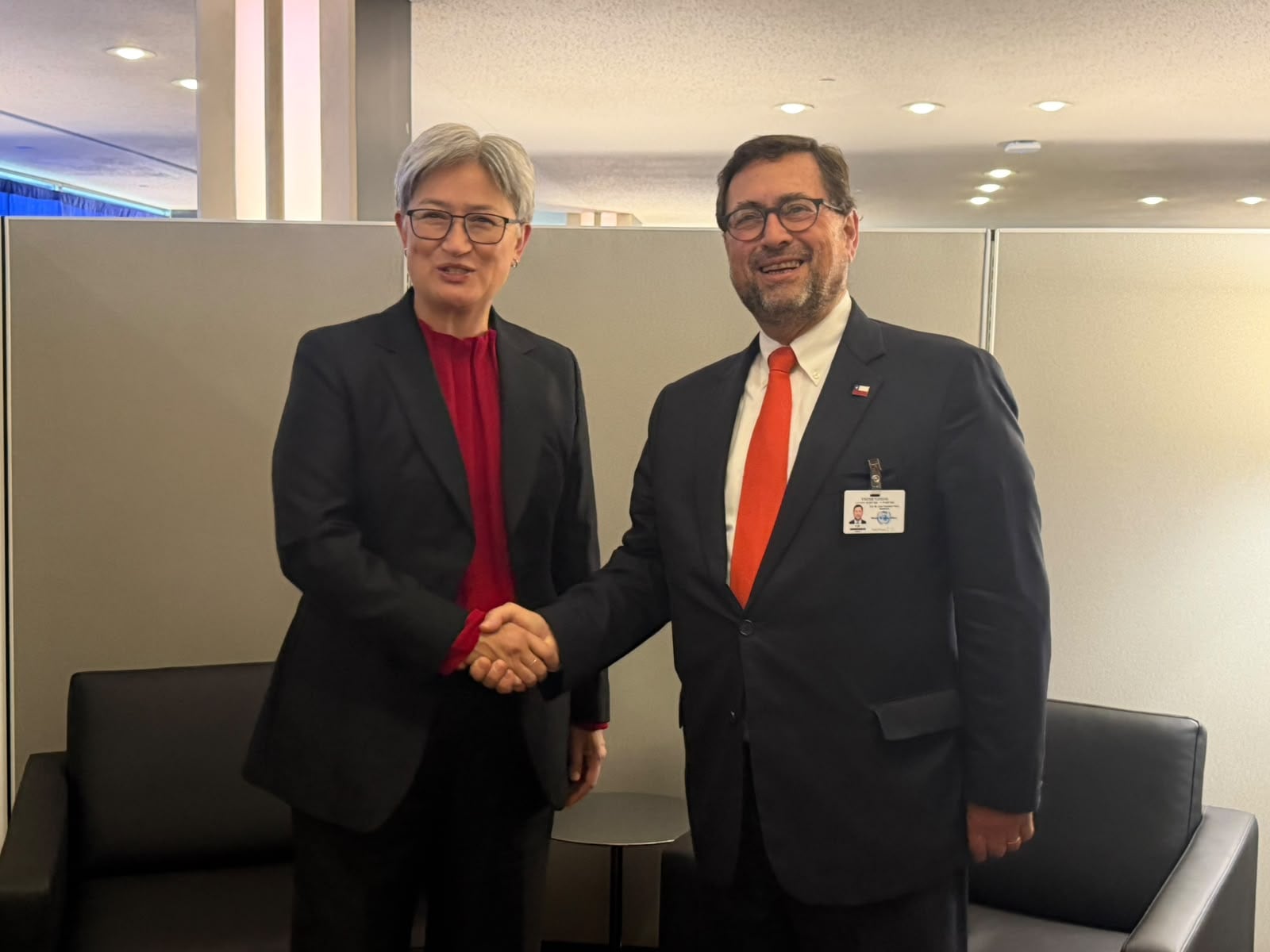 Chile y Australia acuerdan “asociación estratégica” para fortalecer vínculos en áreas como la minería