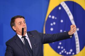 Bolsonaro sufre su mayor derrota legislativa: Cámara Baja rechaza su propuesta para cambiar sistema de voto