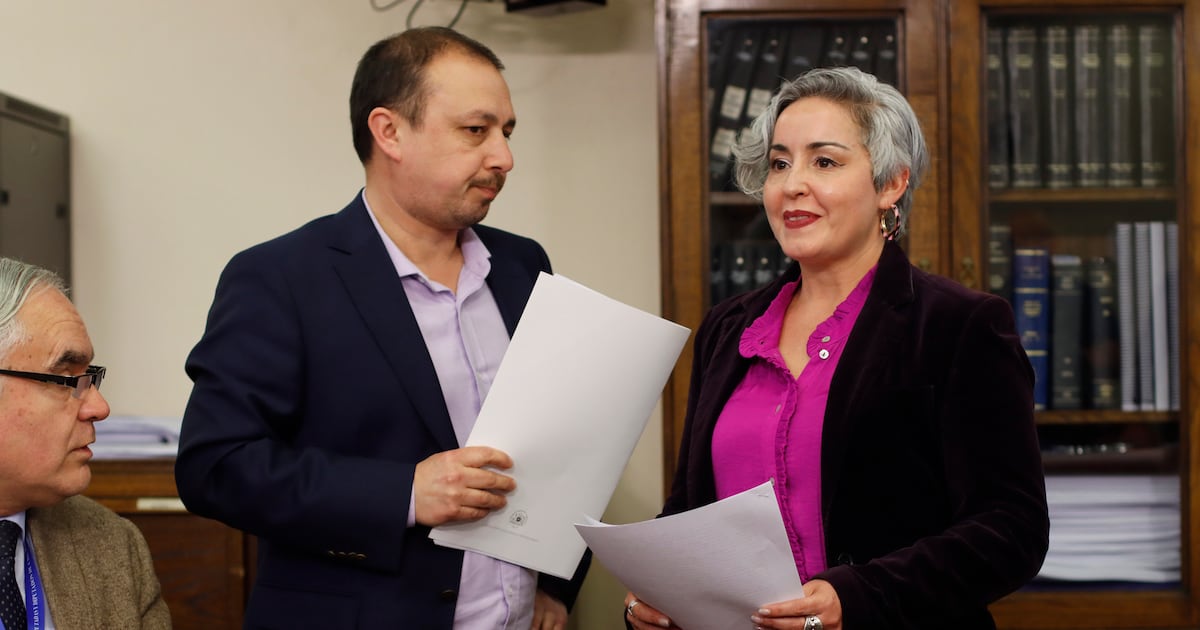 Error en cuentas de luz: comisión investigadora impulsada por el PC solicita indagar desde el gobierno de Bachelet