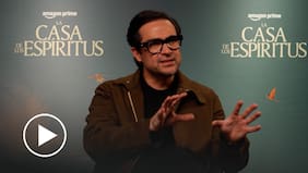 Alfonso Herrera relata el desafío de interpretar a Esteban Trueba en “La Casa de los Espíritus”