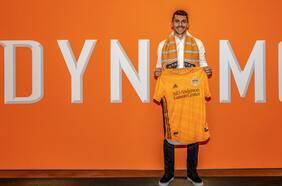 Bizama: “En Chile, los futbolistas se van a sus casas y nadie sabe lo que pasa”