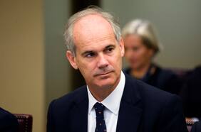 Elecciones RN: falso aviso de bomba genera evacuación en cierre de campaña de senador Galilea en Linares