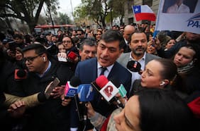 Acompañado por sus adherentes: Franco Parisi inscribe su tercera candidatura presidencial