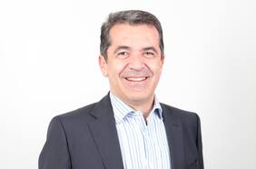 Renzo Corona, de PwC Chile: “La innovación se abre como una puerta ineludible de supervivencia y sostenibilidad”