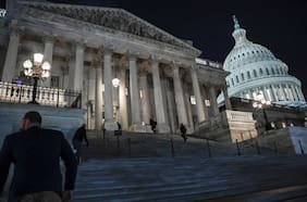 Cámara de Representantes de EE.UU. aprueba limitar los poderes de Trump en la guerra con Irán