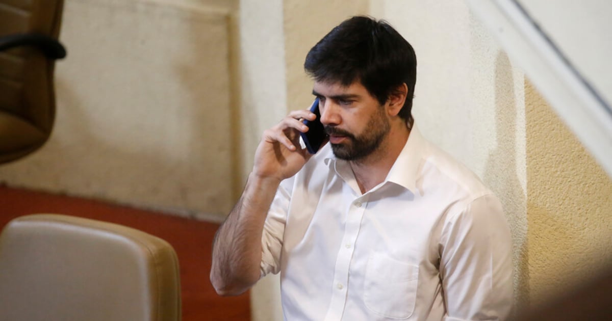 Corte de Santiago acoge desafuero del diputado Joaquín Lavín