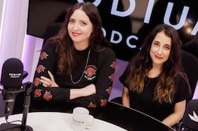 Expertas en show: la fórmula detrás del podcast chileno más escuchado