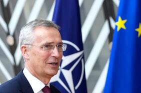 La OTAN amplía hasta octubre de 2024 el mandato de Stoltenberg como secretario general