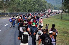Trump cancela el financiamiento de servicios para refugiados e inmigrantes: legisladores de EE.UU. consideran medida como “ilegal”