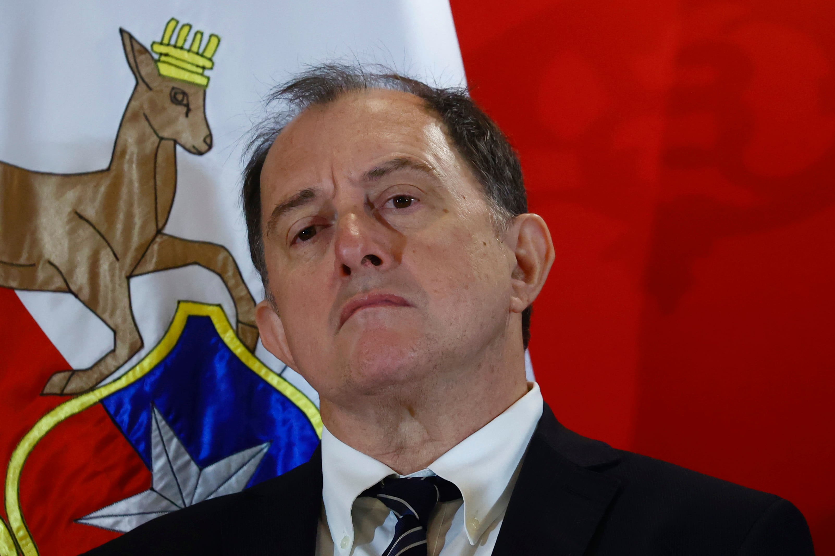 “Indignante”: alcaldes arremeten contra el gobierno por reingreso de cambio a la ordenanza de construcciones
