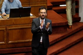 Voy y vuelvo: Tomás de Rementería (PS) asume en el Senado con el ticket de (un eventual) regreso a la Cámara