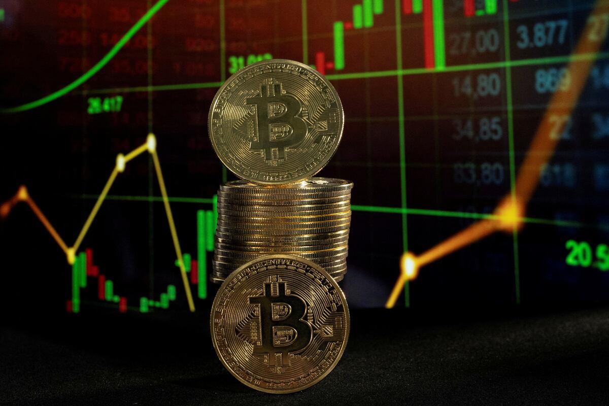 La increíble capitalización de mercado del bitcoin tras llegar a un nuevo  máximo histórico - La Tercera
