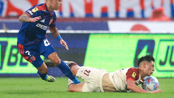Con la atenta mirada de Fernando Gago: la U no sale del empate ante La Serena en el inicio de la Copa de la Liga