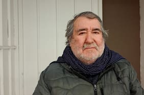 José Ángel Cuevas, poeta: “El rock es una vitalidad, una fuerza. Un movimiento alegre”