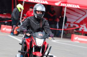 Honda realizará curso de manejo de motos solo para mujeres