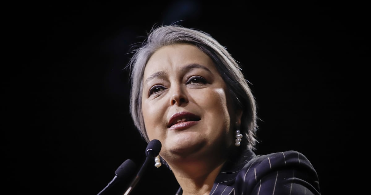 Jeannette Jara cambia la ruta electoral: de debates a giras regionales