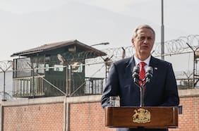 Kast firma convenio para acelerar plan de infraestructura carcelaria: contempla la suma de más de 20 mil nuevas plazas