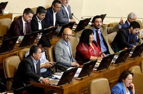 Bancada PS fustiga “traición política” de diputados Mulet y Camaño en votación por presidencia de la Cámara