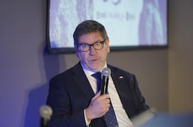 Ministro Mas respalda acciones de Joaquín Cortez ante caída del Fondo E: “Ha ido absolutamente en la línea de lo que queremos”