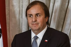 Ministro Riveros responde a la propuesta de cerrar el Mindep: “Estamos trabajando en fortalecer la institucionalidad”