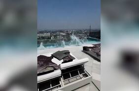 Turistas fueron sorprendidos por el terremoto mientras nadaban en una piscina en un rascacielos en Tailandia