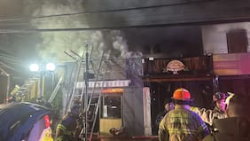 Incendio consume cafetería en Providencia