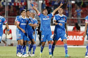 Fabian Hormazábal festeja su gol ante Cobresal.
