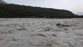 Senapred declara alerta roja para la comuna de O’Higgins por crecida del río Mosco
