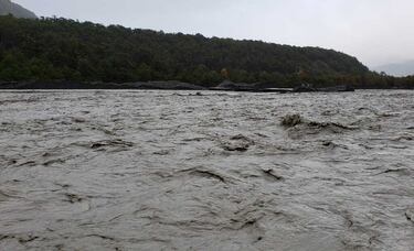 Senapred declara alerta roja para la comuna de O’Higgins por crecida del río Mosco