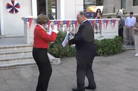 Matthei y Sutil dan inicio a las Fiestas Patrias con un pie de cueca