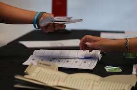 Nueva Zelanda y Australia: comienzan a cerrar primeras mesas de chilenos que votan en el exterior